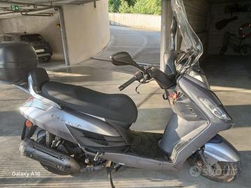 Kymco Dink 200