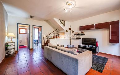 BELLISSMA VILLETTA A SCHIERA A FONTEVIVO