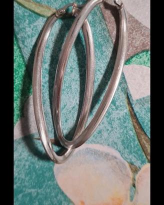 Orecchini ovali in argento