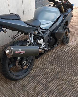 SUZUKI GSX-R 600 K4/K5