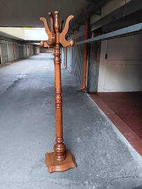 ATTACCAPANNI IN LEGNO