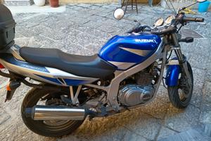 Suzuki GS 500