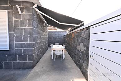 Zona industriale bilocale spazio esterno privato