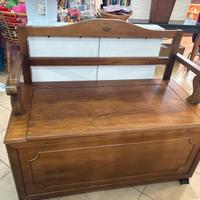 Cassapanca con fondo interno