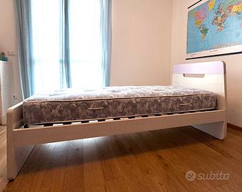 Letto singolo per cameretta bambina
