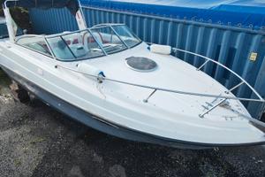 FourWinns 225 sundowner