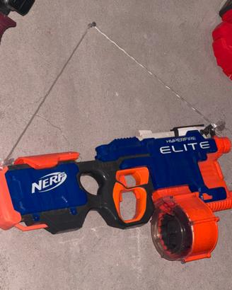 Nerf Elite HyperFire P90, con caricatore a tamburo