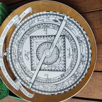 piatto ceramica Fornasetti 