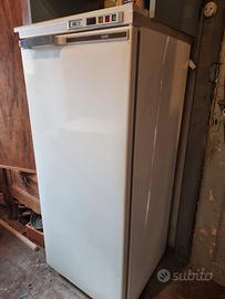 congelatore verticale ignis 5 cassetti 