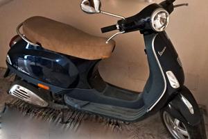 Piaggio Vespa 50 LX - 2013