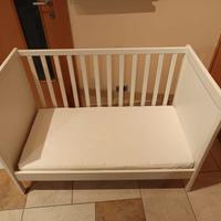 Culla lettino Ikea bianca modello Sundvik