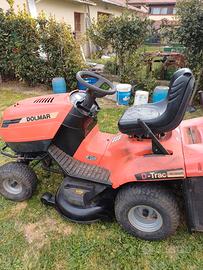 Trattorino taglia erba 