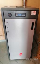 STUFA PELLET  RED COMPACT 24