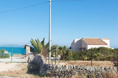 VILLA DANIELA sul MARE di SAMPIERI COSTA DI CARRO
