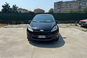 Ford Fiesta 1.4 5 porte Bz.- GPL Titanium