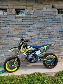Husqvarna FS MOTARD TARGATO