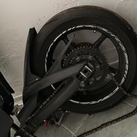Ricambi yamaha r6 incidentata smembro