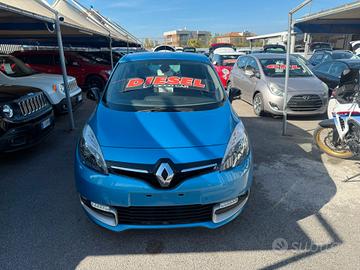 Renault Scenic Scénic XMod dCi 110 CV Start&Stop E