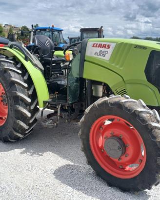 TRATTORE USATO CLAAS ELIOS 240
