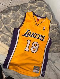 Canotta lakers