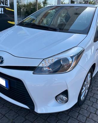 Toyota Yaris 1.5 Hybrid 5 porte Lounge Più