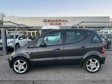 MERCEDES-BENZ A 160 Elegance