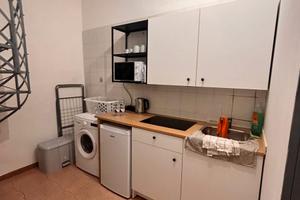 Bilocale indipendente su 2 livelli con balcone - T