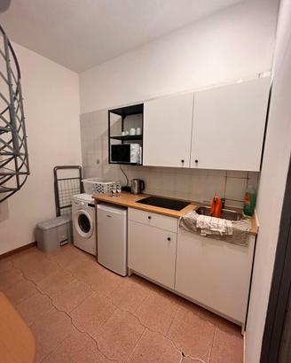 Bilocale indipendente su 2 livelli con balcone - T