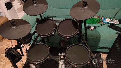 Alesis Nitro Mesh Kit – Batteria Elettronica