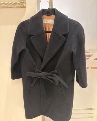 Cappotto Intrend nero a uovo con cintura tg 36