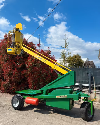 S157 PIATTAFORMA SEMOVENTE AGRICOLA VIBO MINI LIFT