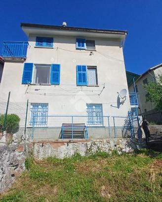 CASA SEMINDIPENDENTE A VOBBIA