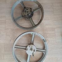 Ricambi piaggio + MOZZO VARIATORE