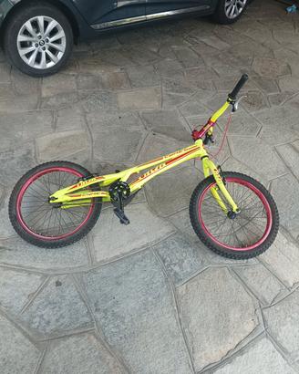 bici da trial 