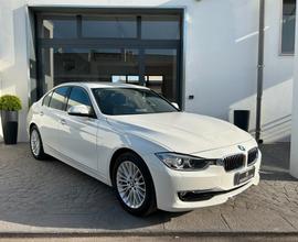 Bmw 320d BERLINA LUXURY NAVI Km115.000-12/2012