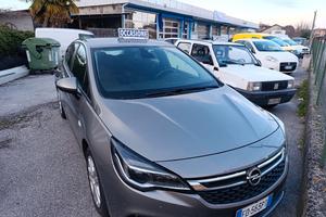 Opel Astra 1.6 CDTi 5 porte 