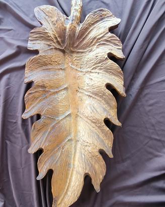 scultura legno massiccio intagliato foglia 