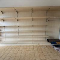 Arredamento per negozio