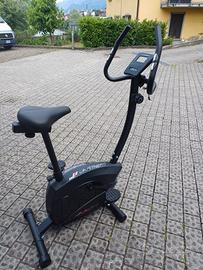 cyclette verticale JK Fitness modello JK 217,