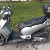 Aprilia Scarabeo 250 ie