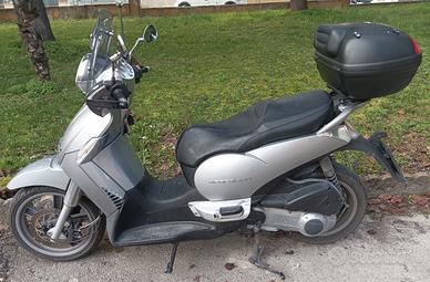 Aprilia Scarabeo 250 ie