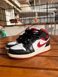 Air Jordan 1 Mid GS - Taglia 38.5