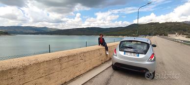 Lancia Ypsilon 1.2 69 CV 5 porte