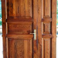 Portone in legno