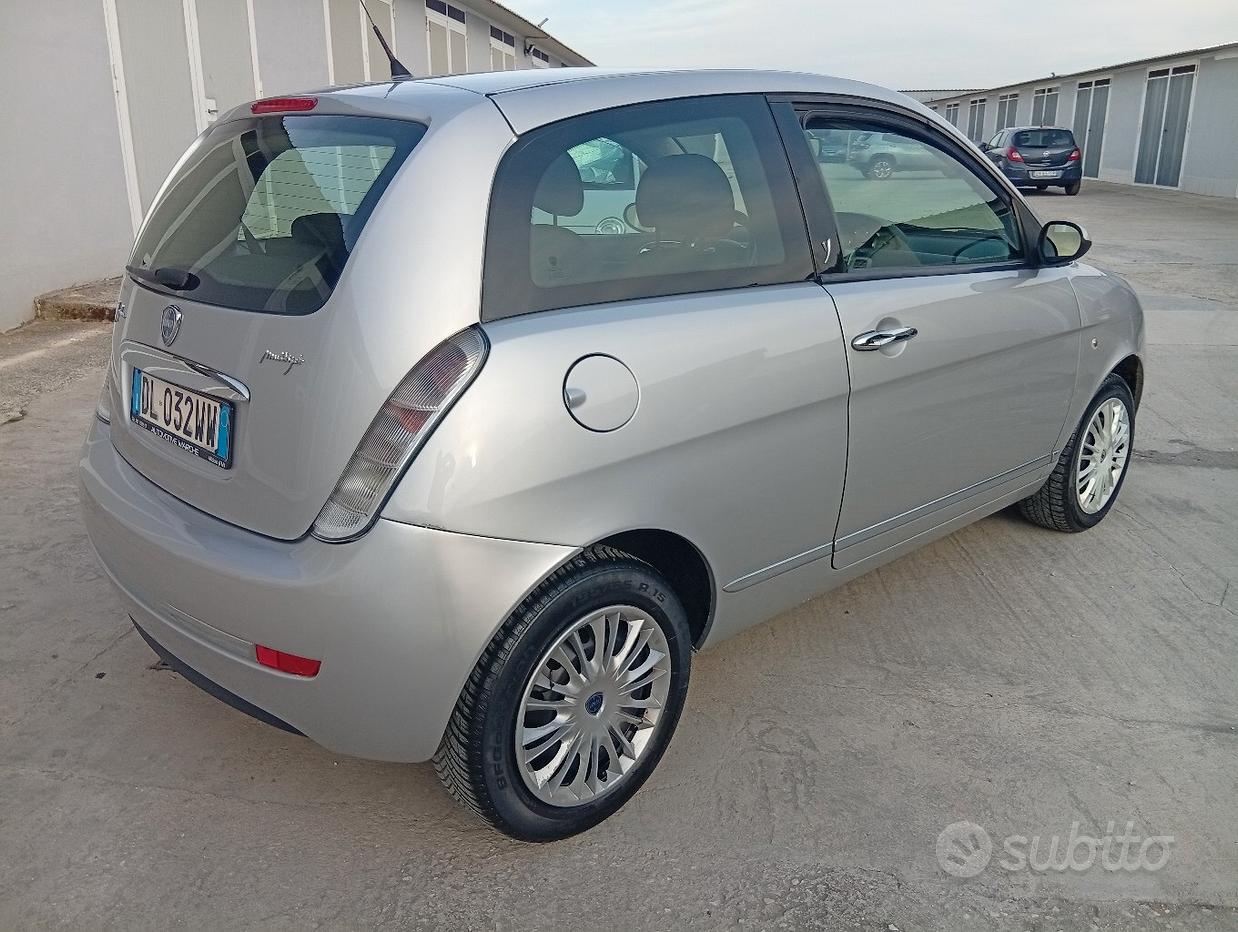 Lancia Ypsilon 2ª serie