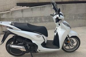 Honda SH 300 - 2022
