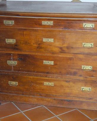 Cassettiera antica