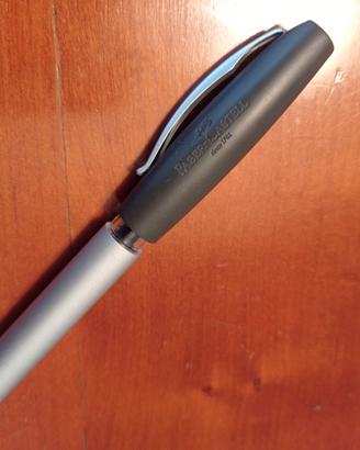 Penna Faber-Castell in metallo