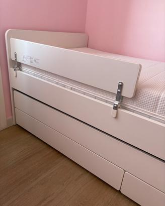 Doppio letto IKEA con due materassi inclusi
