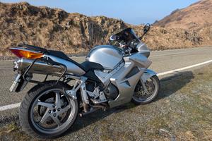 Honda vfr 800 VTEC  34.000km